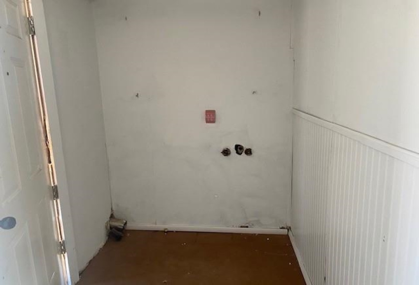 3 Bedrooms Bedrooms, ,2 BathroomsBathrooms,Residential,Single Family,B,1,131637