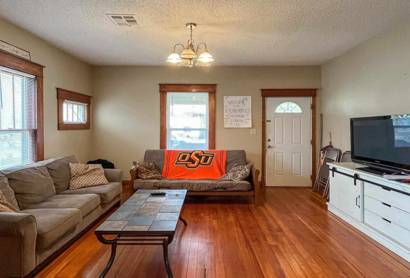 3 Bedrooms Bedrooms, ,1 BathroomBathrooms,Residential,Single Family,McFarland,1,131638
