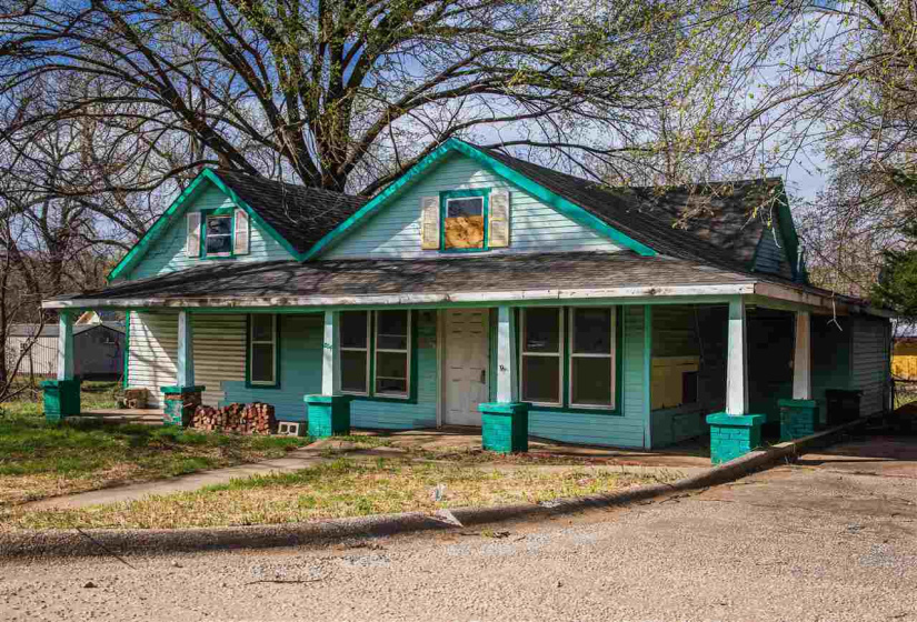 3 Bedrooms Bedrooms, ,1 BathroomBathrooms,Residential,Single Family,Harrison,1,131639