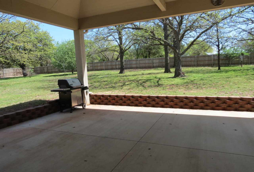 4 Bedrooms Bedrooms, ,2 BathroomsBathrooms,Residential,Single Family,White Oak,1,131643
