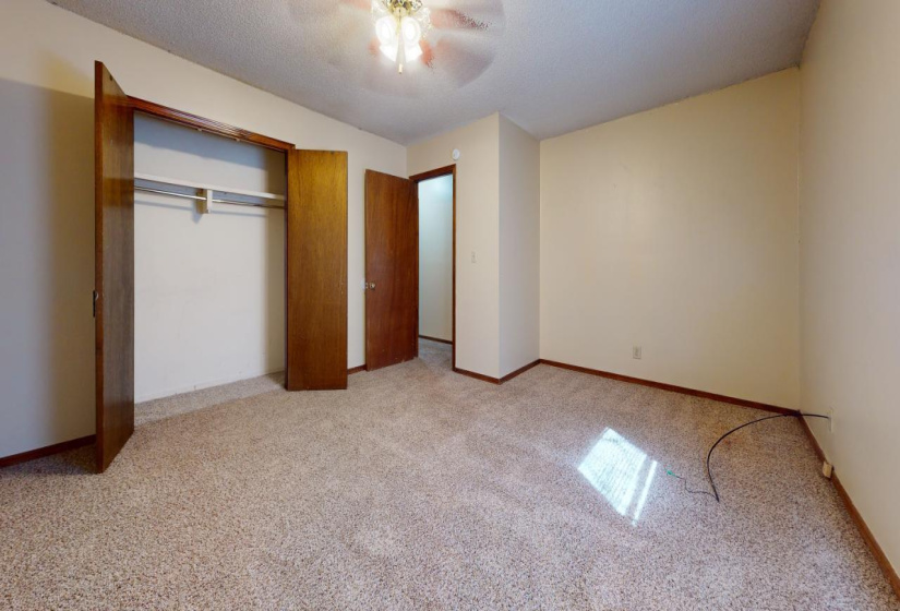 0 , 0 ,3 BathroomsBathrooms,Multi-family,Duplex,18th,1,131653