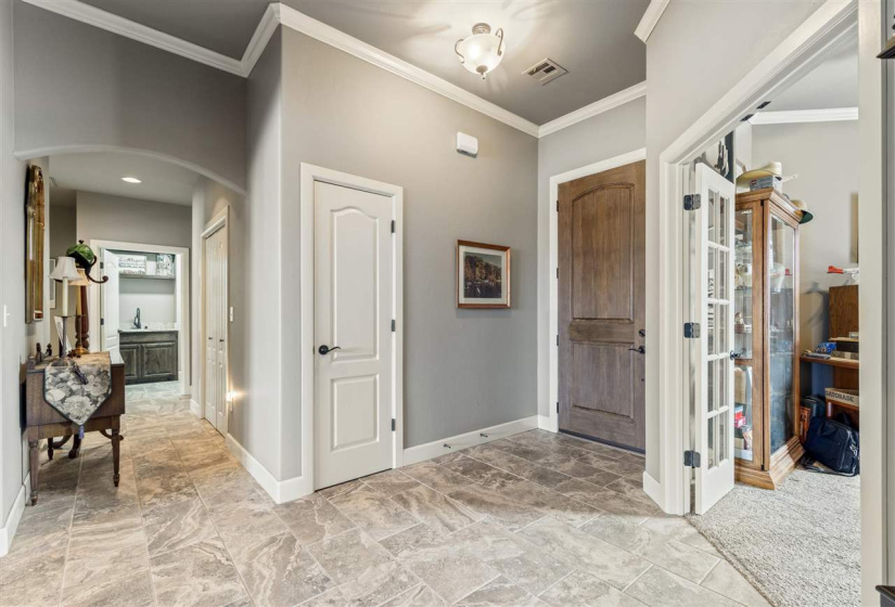 3 Bedrooms Bedrooms, ,2 BathroomsBathrooms,Residential,Single Family,Aloysius,1,131652