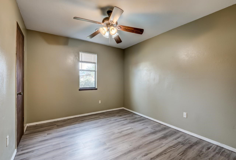 3 Bedrooms Bedrooms, ,1 BathroomBathrooms,Residential,Single Family,4th,1,131654