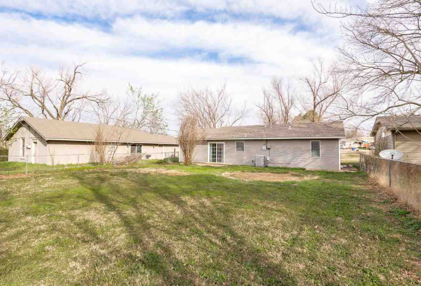 3 Bedrooms Bedrooms, ,1 BathroomBathrooms,Residential,Single Family,4th,1,131654