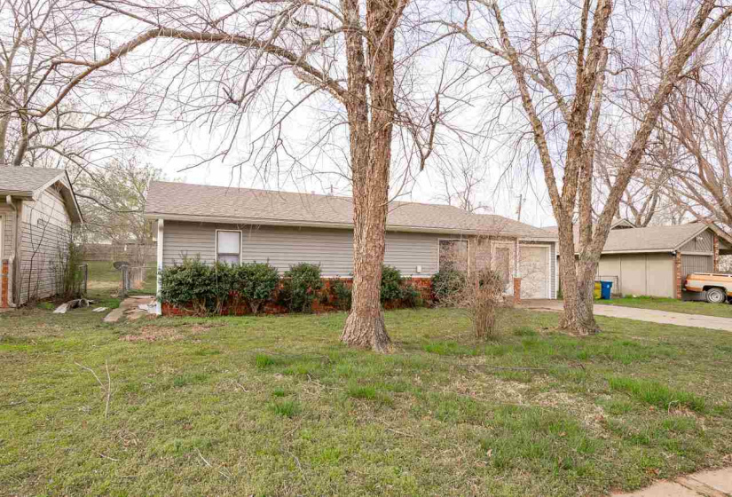 3 Bedrooms Bedrooms, ,1 BathroomBathrooms,Residential,Single Family,4th,1,131654