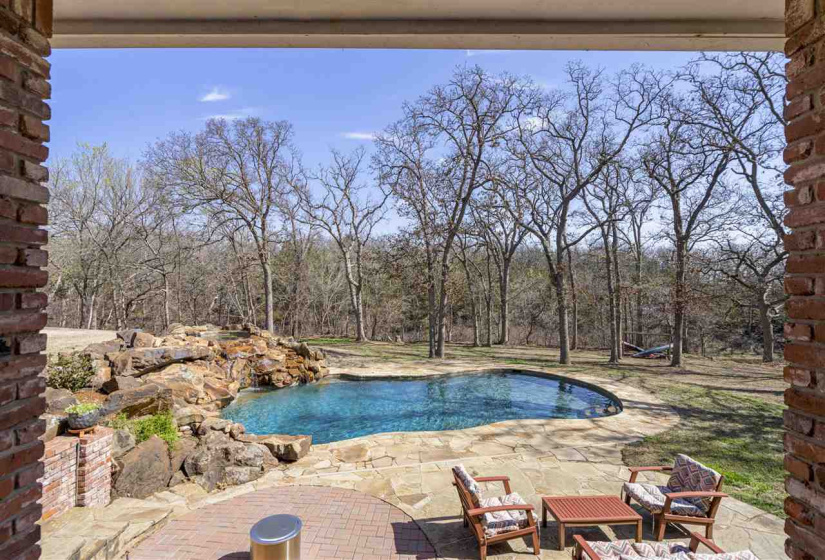 5 Bedrooms Bedrooms, 0 ,4 BathroomsBathrooms,Residential,Single Family,Champion,1.5,131655