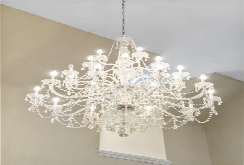 5 Bedrooms Bedrooms, 0 ,4 BathroomsBathrooms,Residential,Single Family,Champion,1.5,131655
