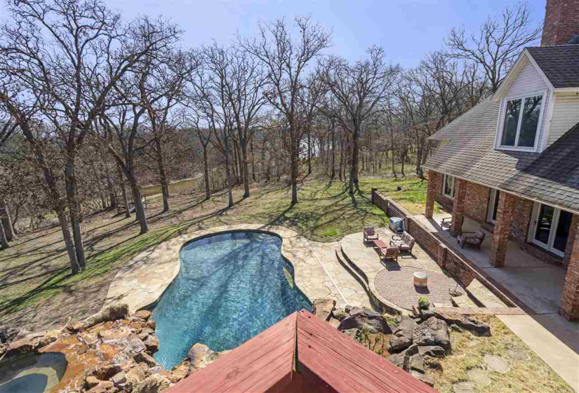 5 Bedrooms Bedrooms, 0 ,4 BathroomsBathrooms,Residential,Single Family,Champion,1.5,131655