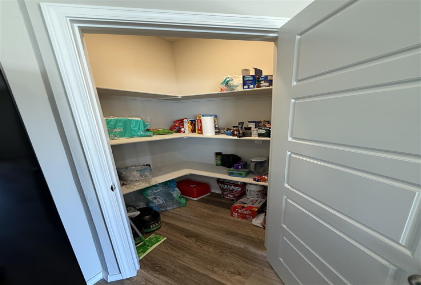 3 Bedrooms Bedrooms, 0 ,2 BathroomsBathrooms,Residential,Single Family,18th,2,131658