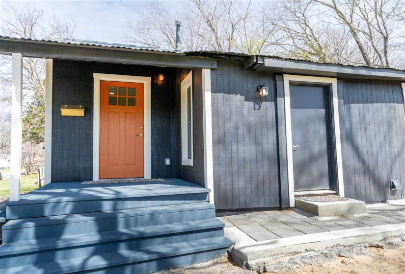1 Bedroom Bedrooms, ,1 BathroomBathrooms,Residential,Single Family,Husband,1,131659