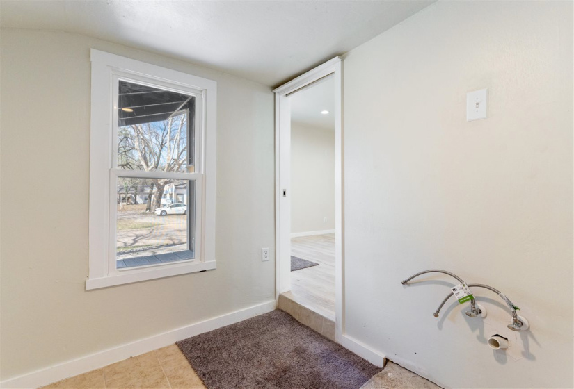 1 Bedroom Bedrooms, ,1 BathroomBathrooms,Residential,Single Family,Husband,1,131659