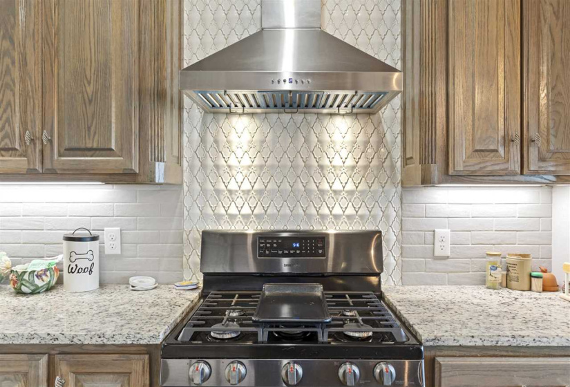 4 Bedrooms Bedrooms, ,3 BathroomsBathrooms,Residential,Single Family,Clay,1,131665