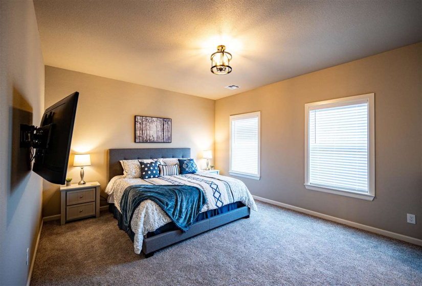 4 Bedrooms Bedrooms, ,4 BathroomsBathrooms,Residential,Single Family,122nd,3,131676