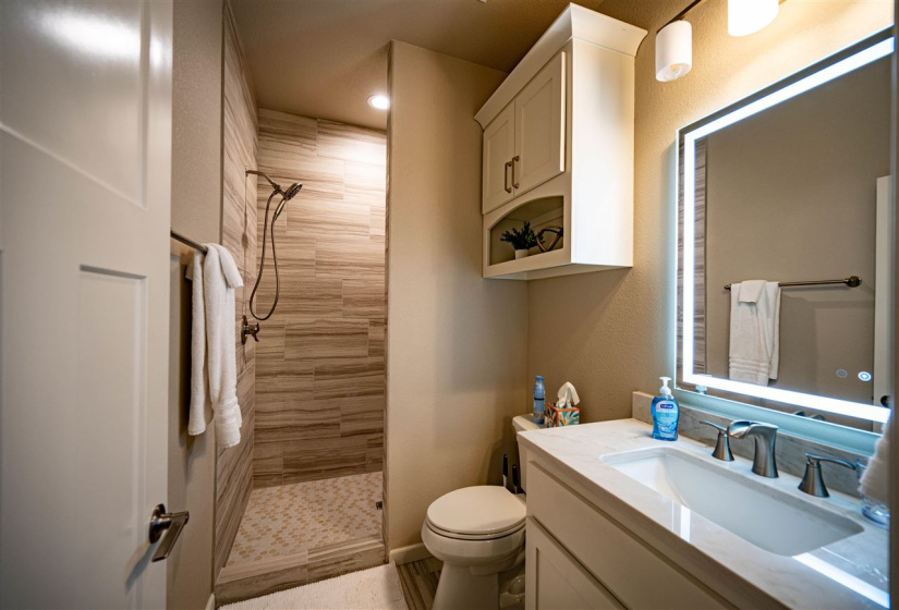 4 Bedrooms Bedrooms, ,4 BathroomsBathrooms,Residential,Single Family,122nd,3,131676