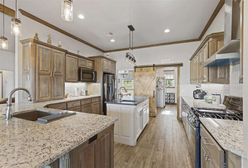 4 Bedrooms Bedrooms, ,3 BathroomsBathrooms,Residential,Ranch/farm,Clay,1,131678