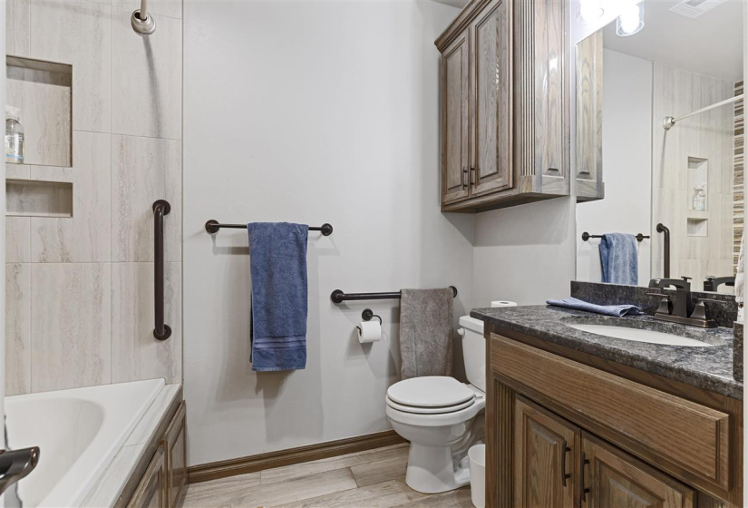 4 Bedrooms Bedrooms, ,3 BathroomsBathrooms,Residential,Ranch/farm,Clay,1,131678