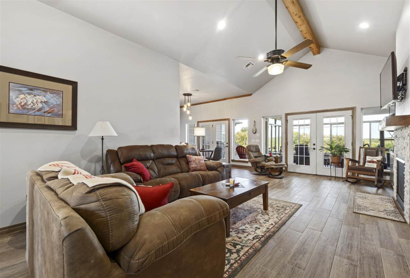 4 Bedrooms Bedrooms, ,3 BathroomsBathrooms,Residential,Ranch/farm,Clay,1,131678