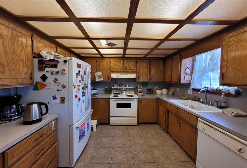 3 Bedrooms Bedrooms, ,2 BathroomsBathrooms,Residential,Single Family,Holly,1,131683