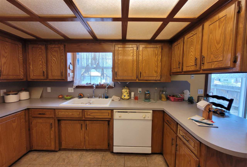 3 Bedrooms Bedrooms, ,2 BathroomsBathrooms,Residential,Single Family,Holly,1,131683