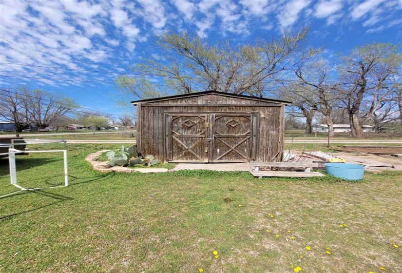 3 Bedrooms Bedrooms, ,2 BathroomsBathrooms,Residential,Single Family,Holly,1,131683