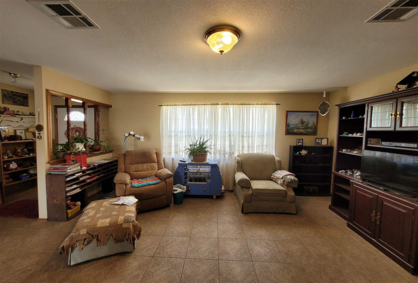 3 Bedrooms Bedrooms, ,2 BathroomsBathrooms,Residential,Single Family,Holly,1,131683