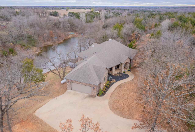 4 Bedrooms Bedrooms, ,3 BathroomsBathrooms,Residential,Single Family,Turtle Pond,2,131703