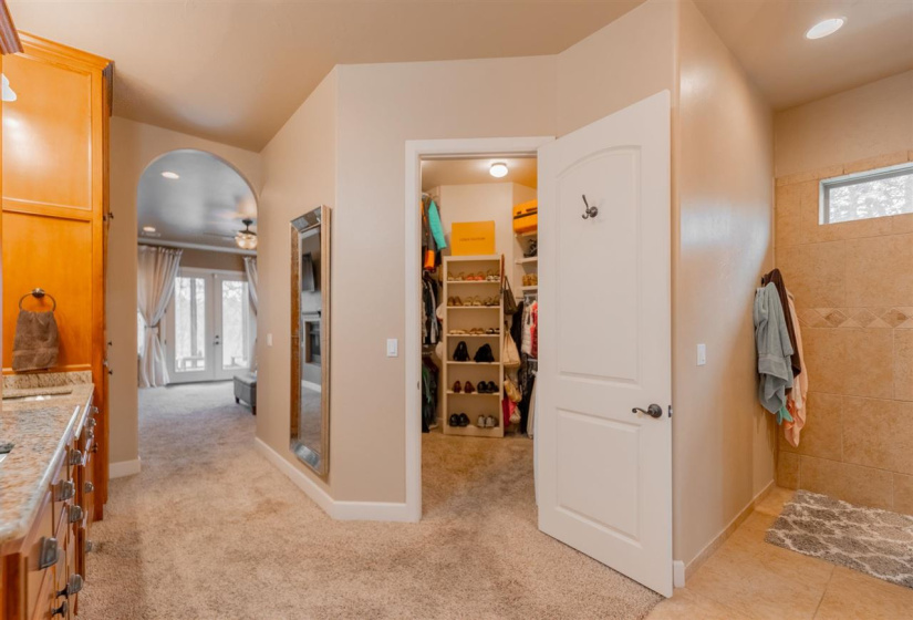 4 Bedrooms Bedrooms, ,3 BathroomsBathrooms,Residential,Single Family,Turtle Pond,2,131703