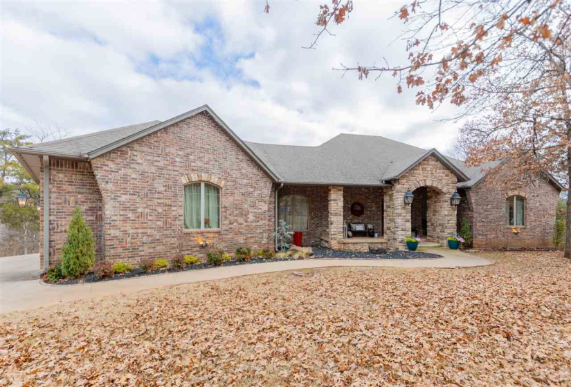 4 Bedrooms Bedrooms, ,3 BathroomsBathrooms,Residential,Single Family,Turtle Pond,2,131703