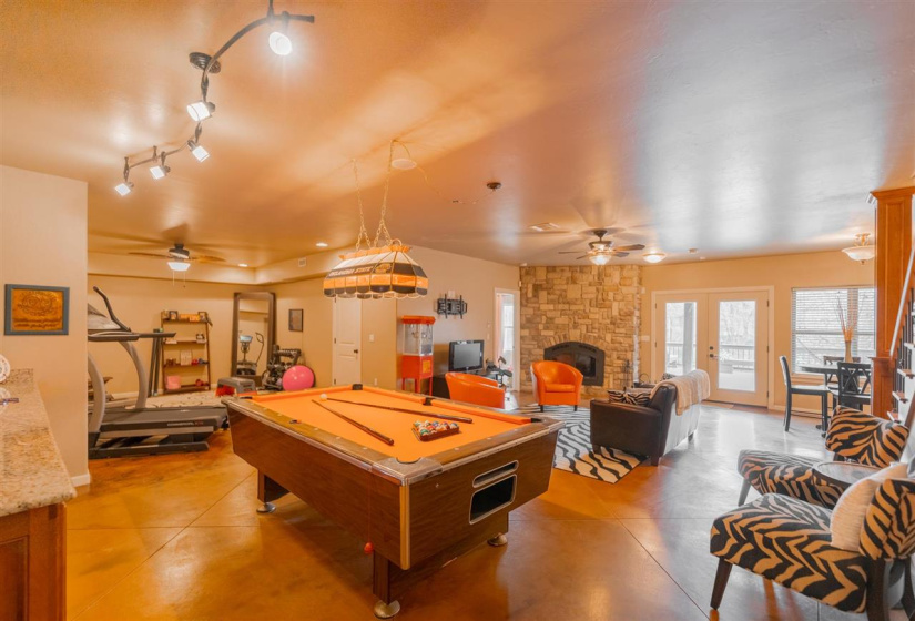 4 Bedrooms Bedrooms, ,3 BathroomsBathrooms,Residential,Single Family,Turtle Pond,2,131703