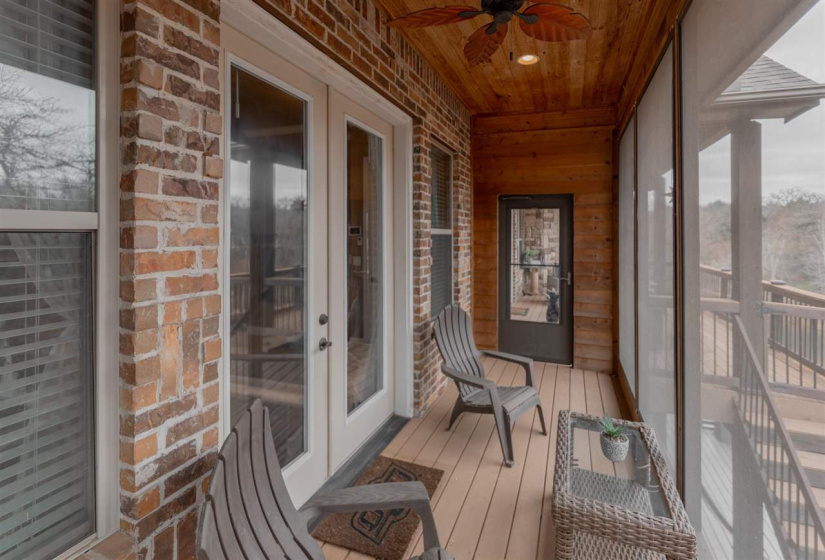 4 Bedrooms Bedrooms, ,3 BathroomsBathrooms,Residential,Single Family,Turtle Pond,2,131703