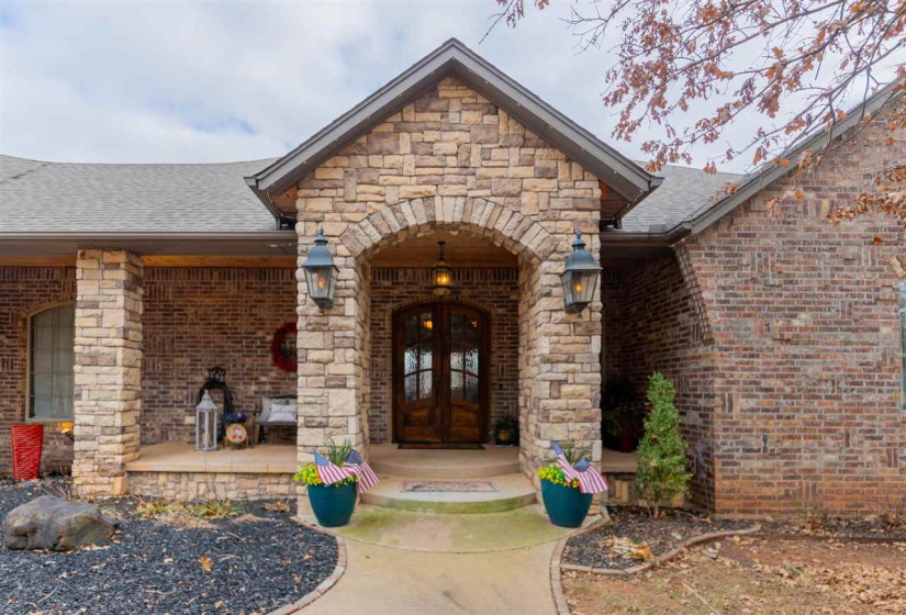 4 Bedrooms Bedrooms, ,3 BathroomsBathrooms,Residential,Single Family,Turtle Pond,2,131703