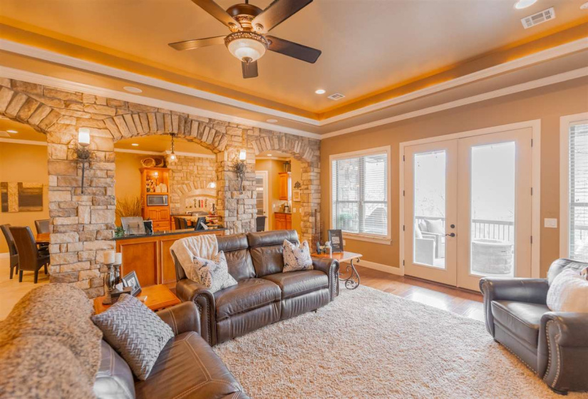 4 Bedrooms Bedrooms, ,3 BathroomsBathrooms,Residential,Single Family,Turtle Pond,2,131703