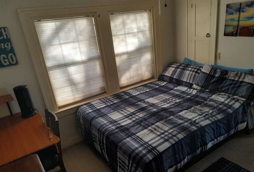 5 Bedrooms Bedrooms, ,5 BathroomsBathrooms,Residential,Single Family,Burford,1.5,131710