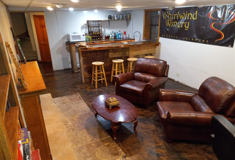 5 Bedrooms Bedrooms, ,5 BathroomsBathrooms,Residential,Single Family,Burford,1.5,131710