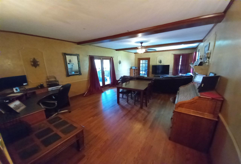 5 Bedrooms Bedrooms, ,5 BathroomsBathrooms,Residential,Single Family,Burford,1.5,131710