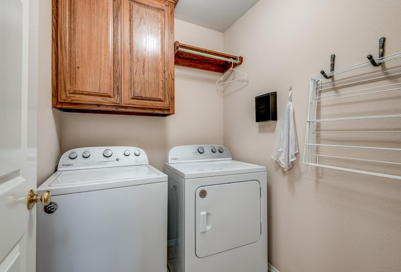 3 Bedrooms Bedrooms, ,2 BathroomsBathrooms,Residential,Single Family,Windsor,1,131714