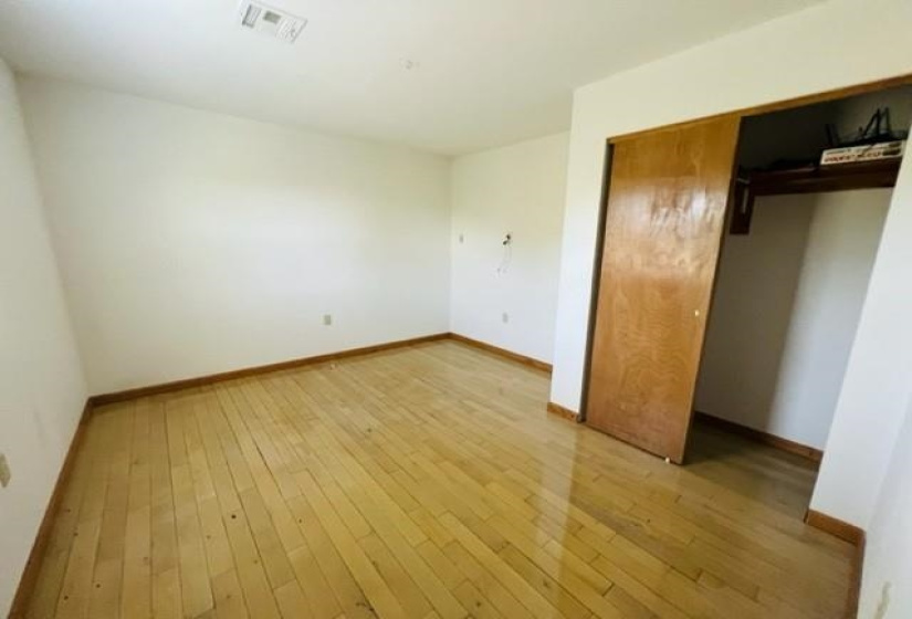 3 Bedrooms Bedrooms, ,2 BathroomsBathrooms,Residential,Single Family,Tower Estates,1.5,131720
