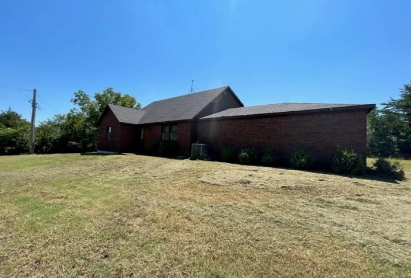 3 Bedrooms Bedrooms, ,2 BathroomsBathrooms,Residential,Single Family,Tower Estates,1.5,131720