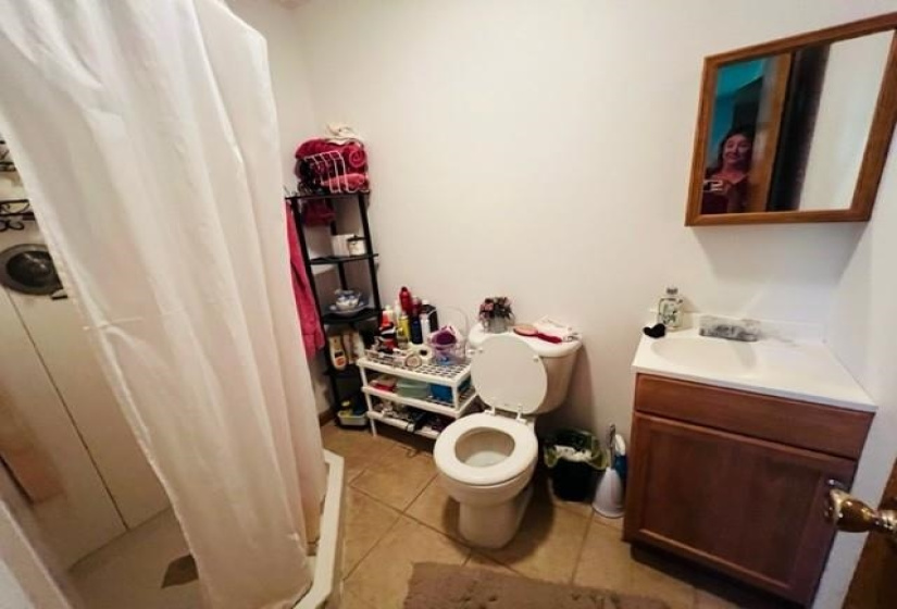 3 Bedrooms Bedrooms, ,2 BathroomsBathrooms,Residential,Single Family,Tower Estates,1.5,131720