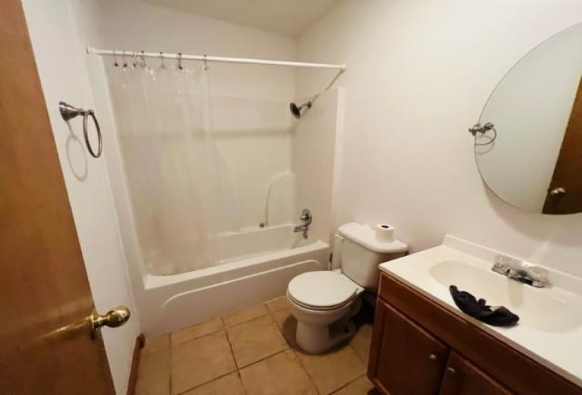 3 Bedrooms Bedrooms, ,2 BathroomsBathrooms,Residential,Single Family,Tower Estates,1.5,131720