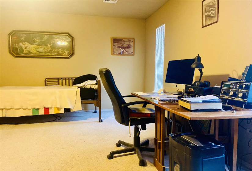 3 Bedrooms Bedrooms, ,2 BathroomsBathrooms,Residential,Single Family,DALTON,1,131723