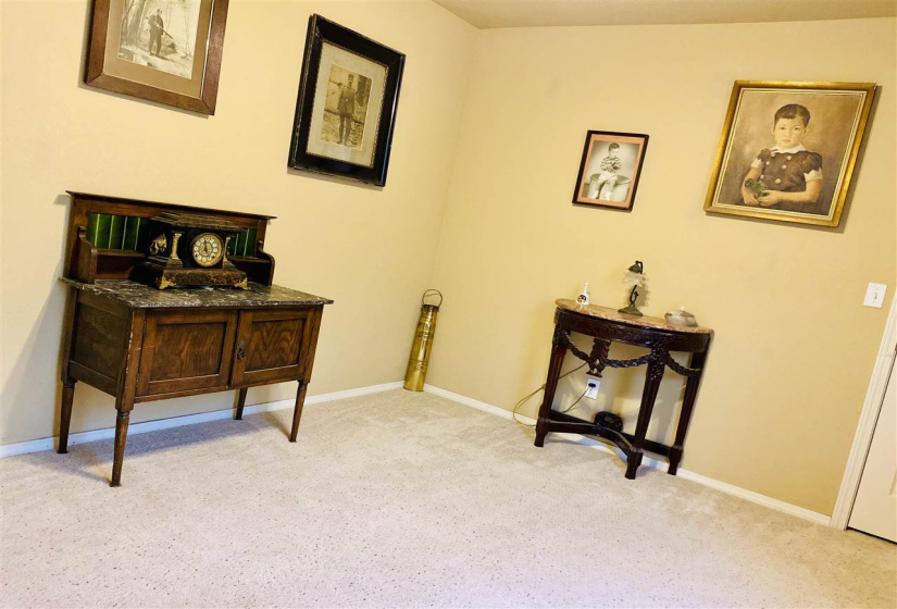3 Bedrooms Bedrooms, ,2 BathroomsBathrooms,Residential,Single Family,DALTON,1,131723