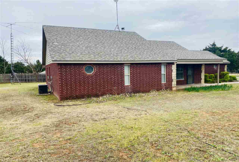 3 Bedrooms Bedrooms, ,2 BathroomsBathrooms,Residential,Single Family,DALTON,1,131723