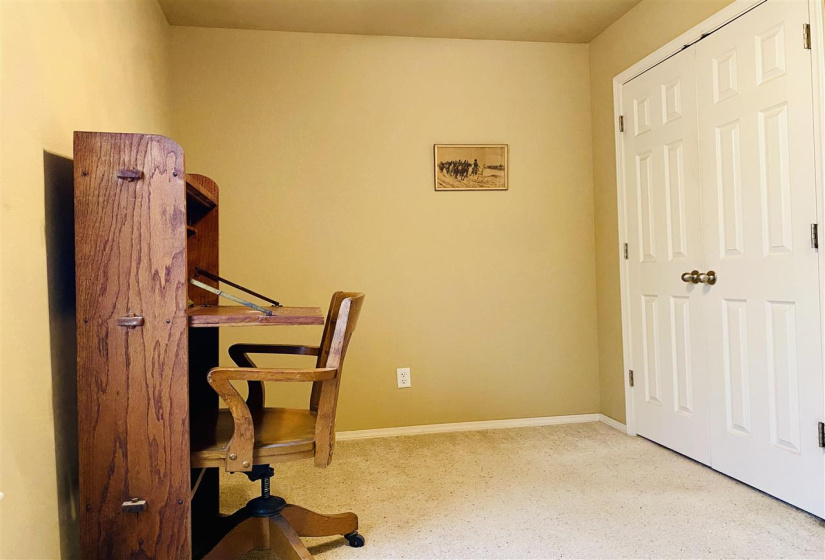 3 Bedrooms Bedrooms, ,2 BathroomsBathrooms,Residential,Single Family,DALTON,1,131723