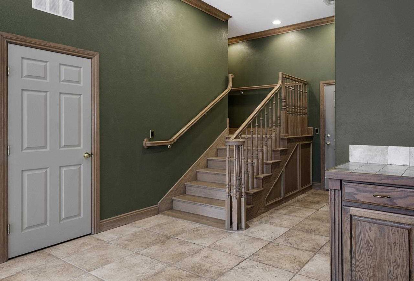 6 BathroomsBathrooms,Commercial/industrial,Commercial,Lakeview,2,131724