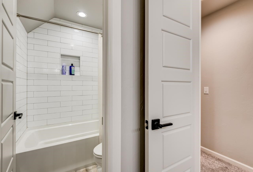 4 Bedrooms Bedrooms, ,3 BathroomsBathrooms,Residential,Single Family,Adair,2,131725