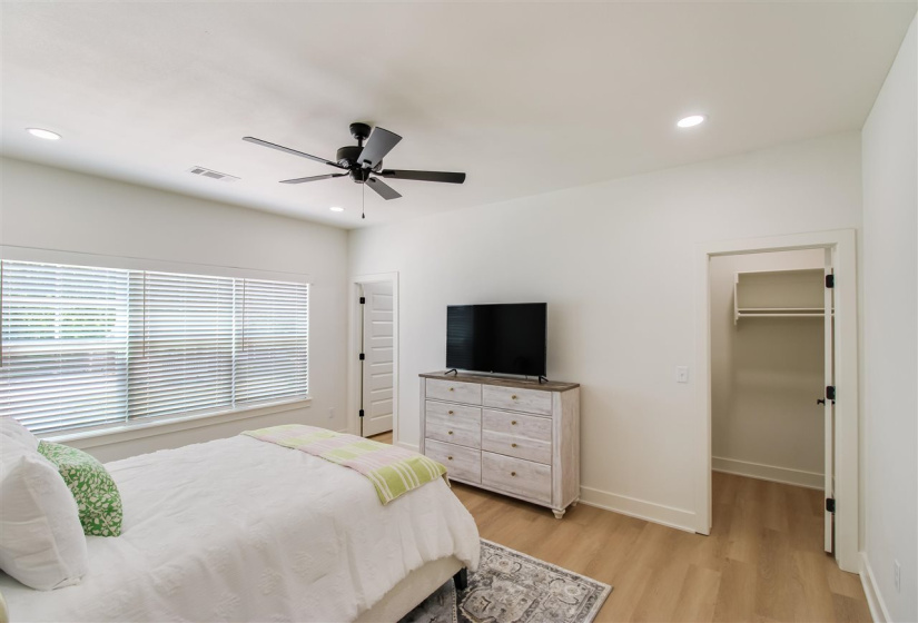 4 Bedrooms Bedrooms, ,4 BathroomsBathrooms,Residential,Condominium/townhouse,Husband,2,131737