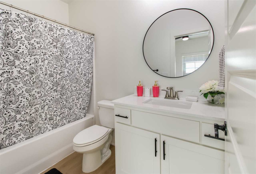 4 Bedrooms Bedrooms, ,4 BathroomsBathrooms,Residential,Condominium/townhouse,Husband,2,131737