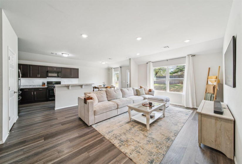 4 Bedrooms Bedrooms, ,2 BathroomsBathrooms,Residential,Single Family,Franklin,1,131741