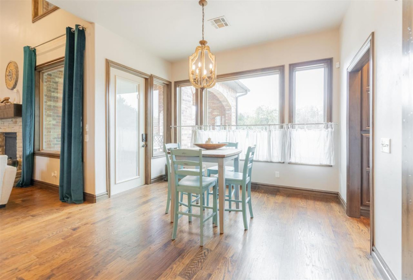 3 Bedrooms Bedrooms, ,2 BathroomsBathrooms,Residential,Single Family,3310,1,131750